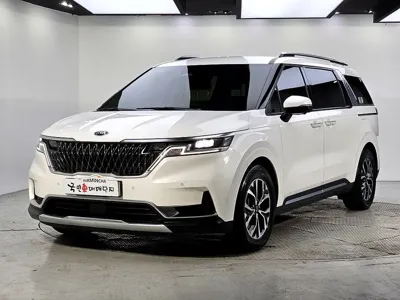 Kia Canival · 2021 год