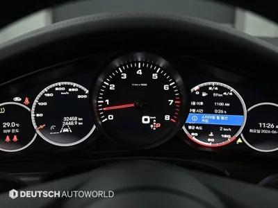 Porsche Panamera 2022, 32439 км, за 112000000 KRW - фото 8