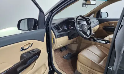 Kia Canival 2019, 56974 км, за 21990000 KRW - фото 10
