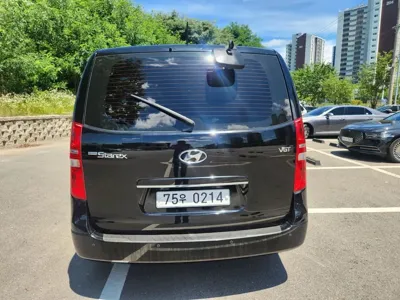 Hyundai Starex 2019, 31000 км, за 18700000 KRW
