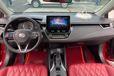 Toyota Corolla 2019, 61200 км, за 66076.26 CNY - фото 12