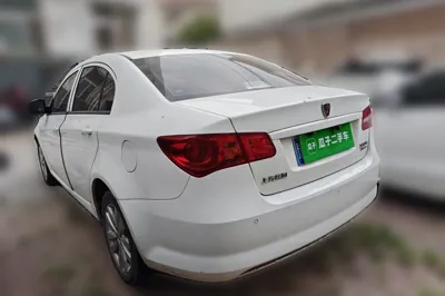 Roewe 350 2015, 69700 км, за 17185.27 CNY