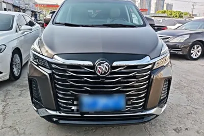 Buick GL8 2023, 109300 км, за 135823.77 CNY