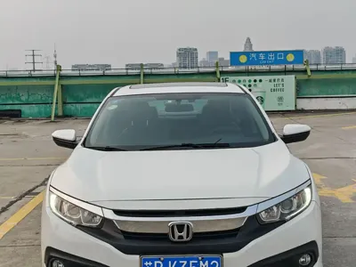 Honda Civic · 2018 год