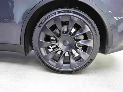 Tesla Model Y 2024, 37500 км, за 188700 CNY - фото 32