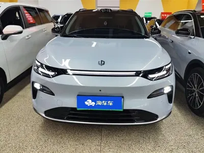 Leapmotor Leapmotor C11 2025, 21700 км, за 121800 CNY