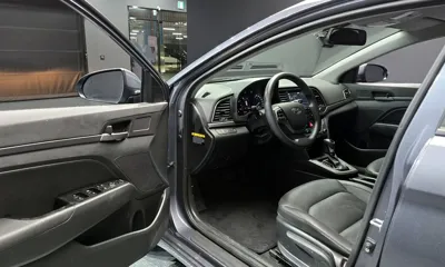 Hyundai Avante 2018, 97392 км, за 9900000 KRW - фото 11
