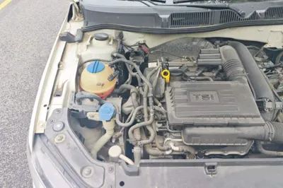 Volkswagen Lavida 2015, 95300 км, за 33949.06 CNY - фото 14