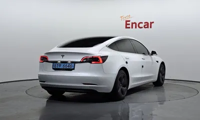 Tesla Model 3 2020, 96525 км, за 27200000 KRW