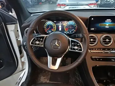 Mercedes-Benz GLC 2021, 84800 км, за 167200 CNY - фото 11