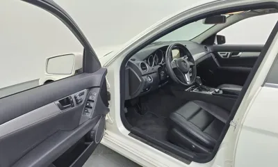 Mercedes-Benz C-Class 2012, 73532 км, за 7500000 KRW - фото 10