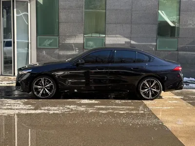 BMW 5-Series 2026, 890 км, за 47660000 KRW