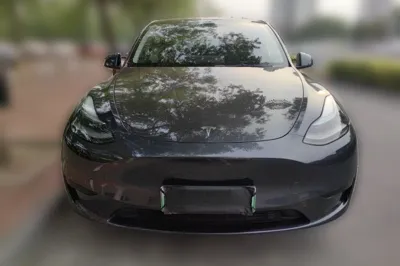 Tesla Model Y 2024, 29100 км, за 197057.4 CNY