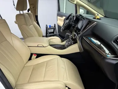 Toyota Alphard 2021, 70000 км, за 449900 CNY - фото 6