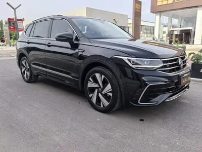 Volkswagen Tiguan L 2023, 40000 км, за 137000 CNY