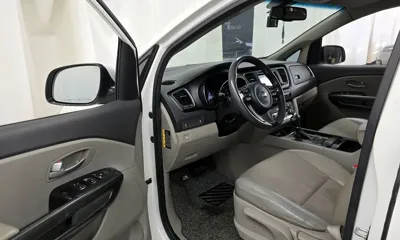 Kia Canival 2016, 131453 км, за 8500000 KRW - фото 10