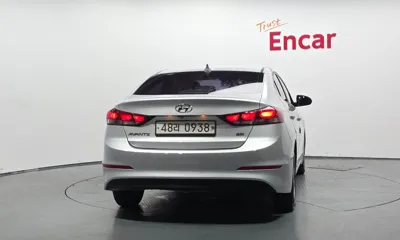 Hyundai Avante 2016, 130525 км, за 7000000 KRW