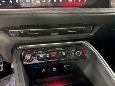 Audi Q5 2025, 15 км, за 87000000 KRW - фото 9
