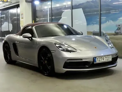 Porsche 718 · 2021 год