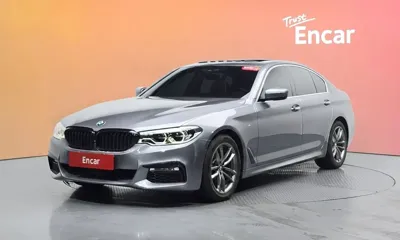 BMW 5-Series · 2018 год