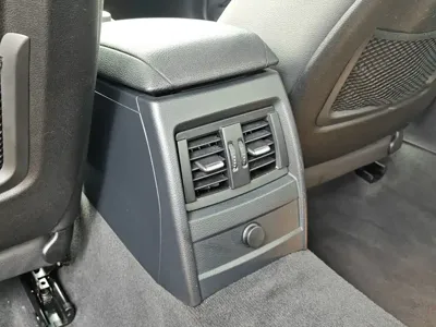 BMW 3 Series 2015, 120000 км, за 46800 CNY - фото 9