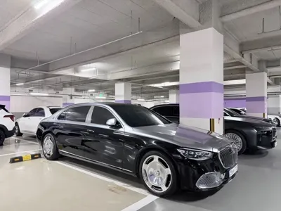 Mercedes-Benz S-Class · 2021 год