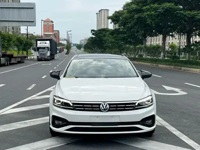Volkswagen Lamando 2021, 50000 км, за 69800 CNY
