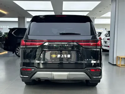 Lexus LX 2025, 22000 км, за 1298800 CNY