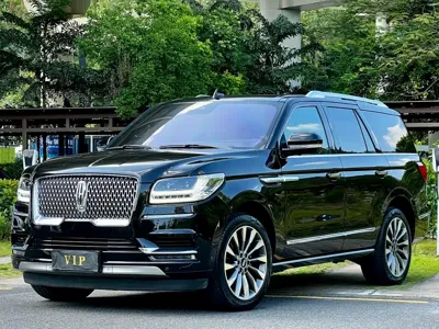Lincoln Navigator · 2020 год