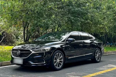 Buick LaCrosse · 2021 год