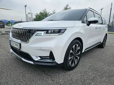 Kia Canival · 2021 год