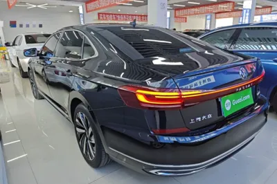 Volkswagen Passat 2025, 3300 км, за 150452.66 CNY - фото 4