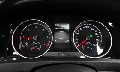 Volkswagen Golf 2016, 121120 км, за 9500000 KRW - фото 8