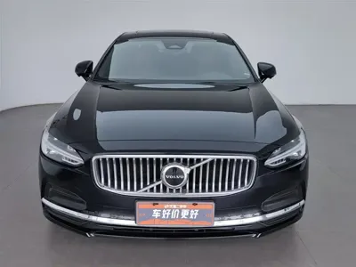Volvo S90 2023, 59000 км, за 157800 CNY