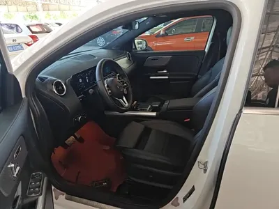 Mercedes-Benz GLA 2023, 57800 км, за 124900 CNY - фото 15
