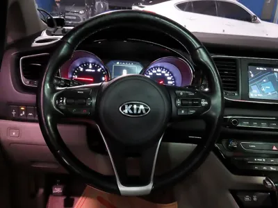 Kia Canival 2017, 194282 км, за 9000000 KRW - фото 7