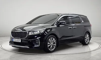 Kia Canival · 2019 год