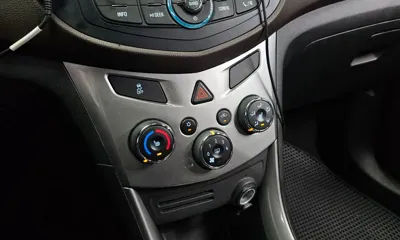 ChevroletGMDaewoo Trax 2014, 138014 км, за 3500000 KRW - фото 16