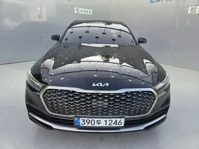 Kia K9 · 2022 год
