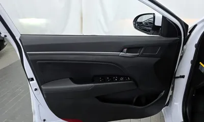 Hyundai Avante 2017, 38596 км, за 11900000 KRW - фото 24
