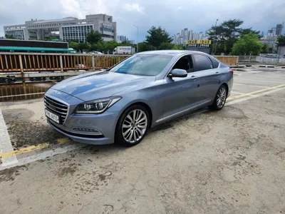 Hyundai Genesis 2014, 199972 км, за 6700000 KRW