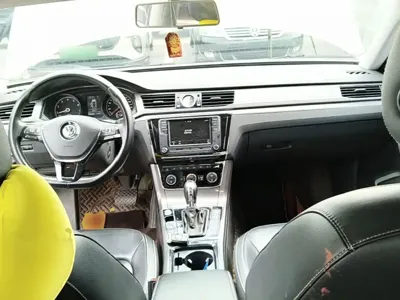 Volkswagen Passat 2017, 129500 км, за 45800 CNY - фото 10
