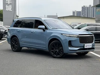 Li Auto Li ONE 2022, 36000 км, за 142000 CNY