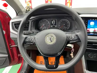 Volkswagen Polo 2020, 79000 км, за 43600 CNY - фото 12