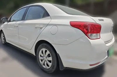 Hyundai Verna (older generation) 2017, 33900 км, за 25680.81 CNY - фото 10