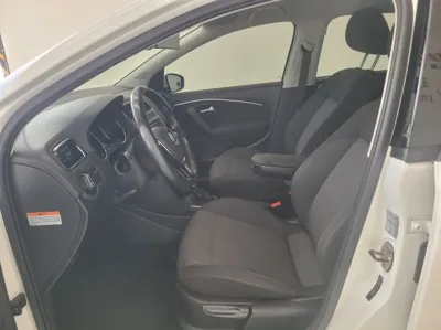 Volkswagen Polo 2015, 73139 км, за 7900000 KRW - фото 11