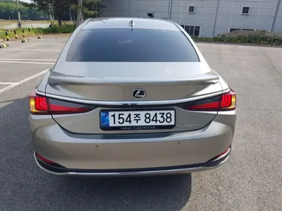 Lexus ES 2026, 23277 км, за 52900000 KRW - фото 4