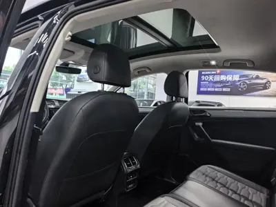 Volkswagen Tiguan X 2021, 55000 км, за 86800 CNY - фото 12