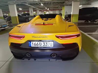 Maserati MC20 2023, 9700 км, за 290210000 KRW