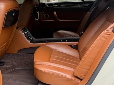 Bentley Flying Spur 2013, 145000 км, за 428000 CNY - фото 12